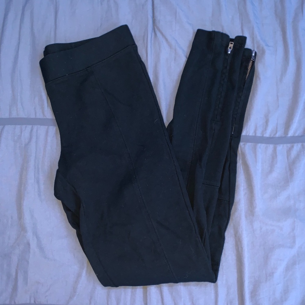 black express leggings with zippers